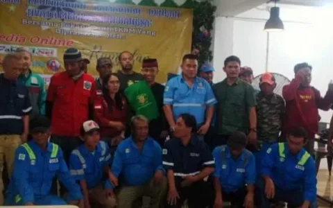 Buruh TKBM Pelabuhan Tanjung Priok Gelar Bukber, Begini Manfaatnya