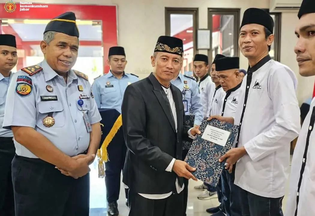 Kadivpas Kanwilkumham Jabar (Kusnali) Hadiri Rangkaian Kegiatan Idul Fitri Di Lapas Kelas II A Subang