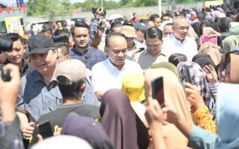 Bupati Zaki Hadiri Pasar Murah Ramadhan Bareng Menteri dan Relawan