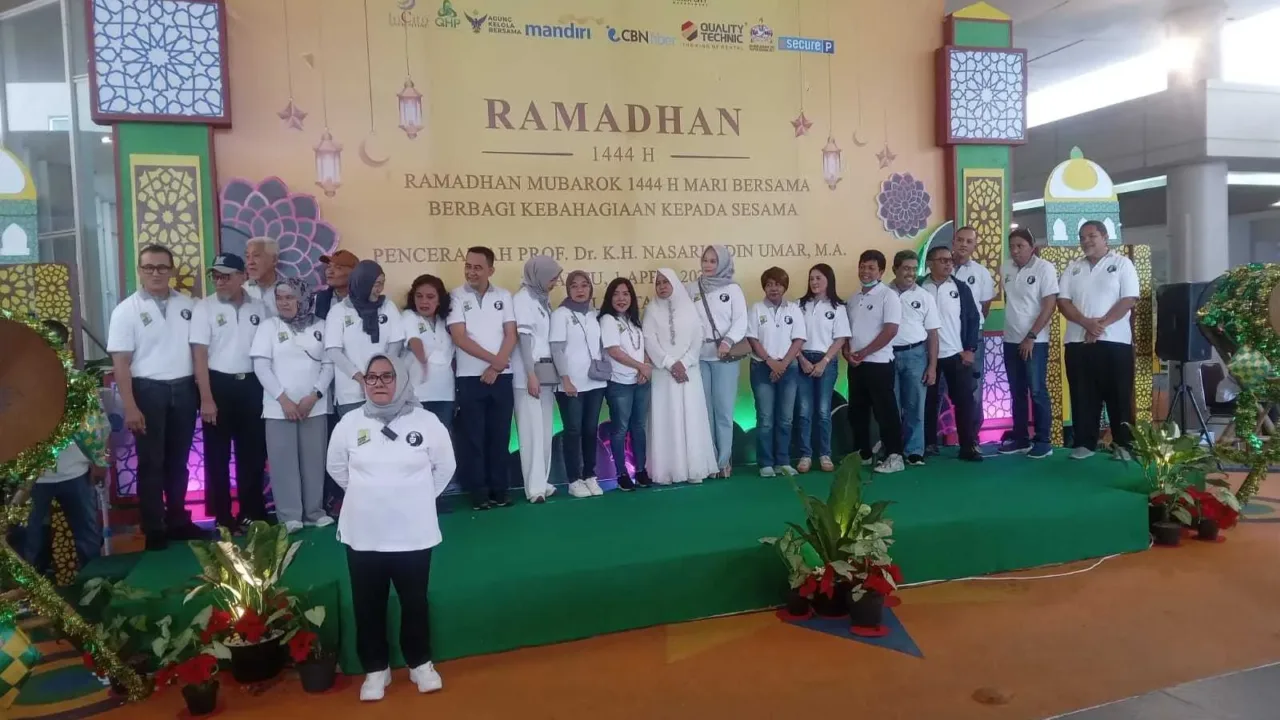 KEREN, Warga Kalibata City Peduli Ramadhan Lewat 3000 Bingkisan