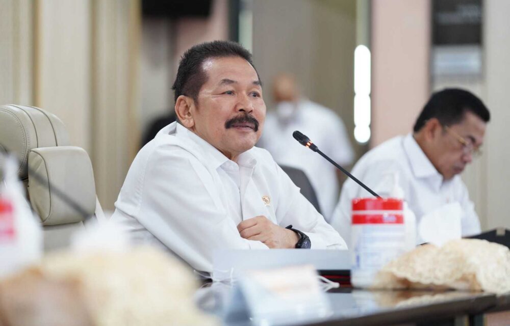 Tenaga Ahli Jaksa Agung Wajib Tingkatkan Kepercayaan Publik