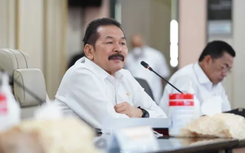Tenaga Ahli Jaksa Agung Wajib Tingkatkan Kepercayaan Publik