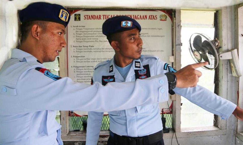 Petugas Lapas Cirebon Terapkan Keamanan Sesuai Sop, Begini Faktanya: