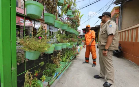Bantaran Kali Betik Jakarta Utara Tak Ada Lagi Terlihat Tali Berbelit