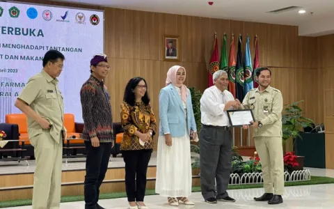Perkuat Peran BPOM Untuk Menggaransi Kesehatan Masyarakat