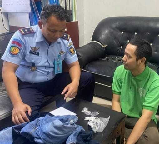 Gas Terus, Jajaran Kanwilkumham Banten Gagalkan Penyeludupan Sabu Dalam Saku Celana