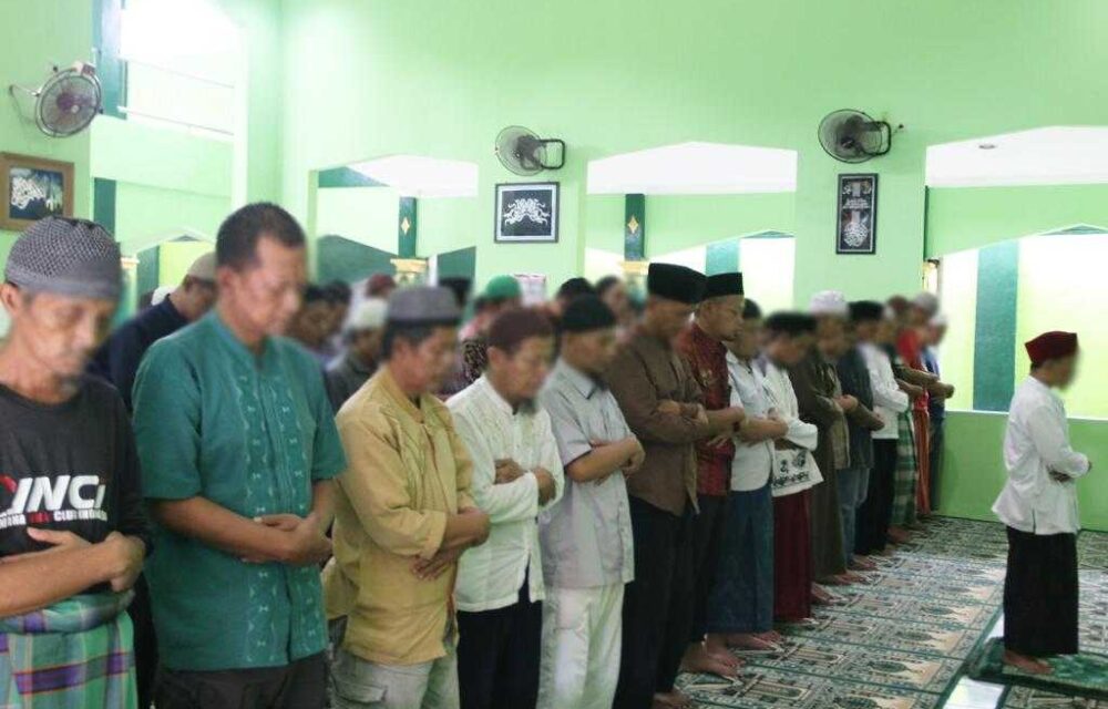 Kalapas Cirebon Ikuti Shalat Gerhana Matahari, Simak Penjelasannya