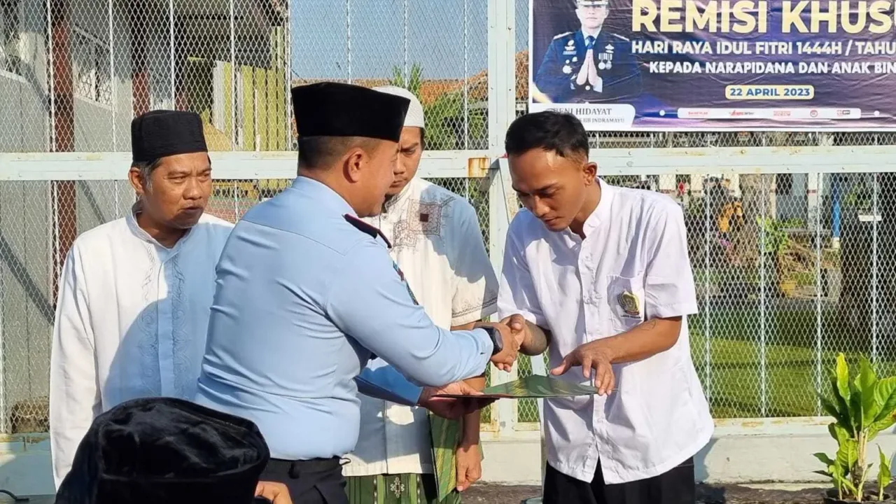 Lapas Indramayu Kemenkumham Jabar Berikan Remisi 397 Napi, 3 Orang Bebas