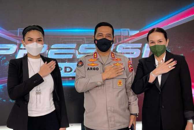 Asik, Nikita Mirzani Dukung Polisi Tangani Kasus Dito Mahendra