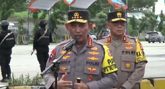Kapolda Lampung Dampingi Kapolri Cek Pelabuban Bakauheni