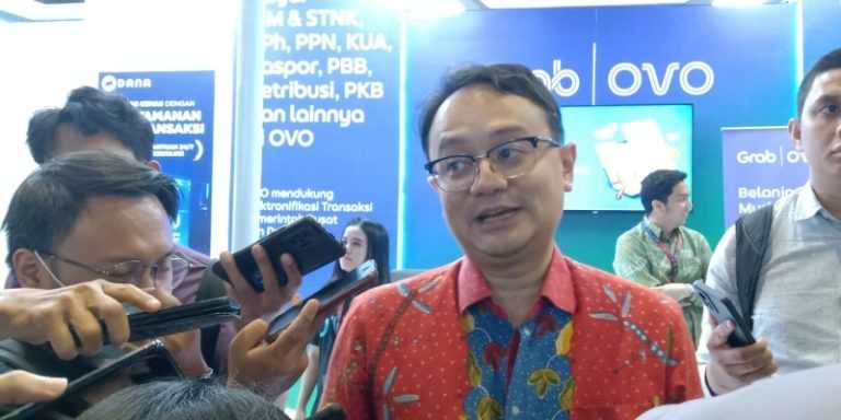 Jerry Sambuaga Meninjau Festival Ekonomi Keuangan Digital Indonesia