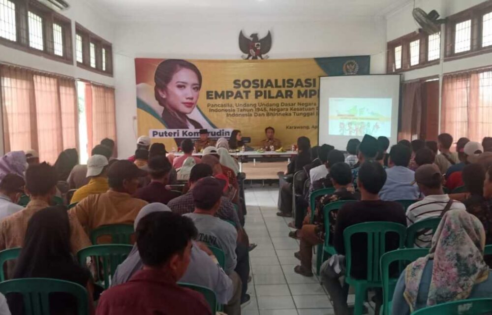Puteri Komarudin Gelar Sosialisasi 4 Pilar Kebangsaan Di Karawang