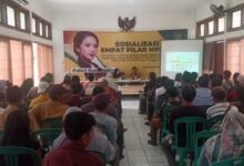 Puteri Komarudin Gelar Sosialisasi 4 Pilar Kebangsaan Di Karawang