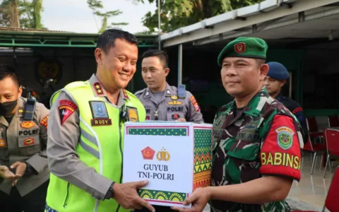 Guyub TNI-Polri, Polda Banten Bersama Korem 064/MY Patroli