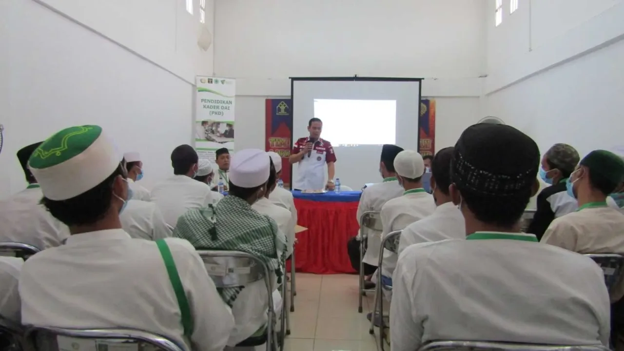 Lapas Khusus Gunung Sindur Laksanakan Perkuliahan Warnai Pesantren Warga Binaan