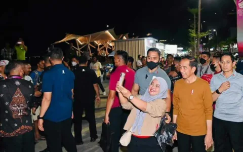 Jokowi Kunjungi Kuliner Kampung Labuan Bajo, Begini Respon Warga