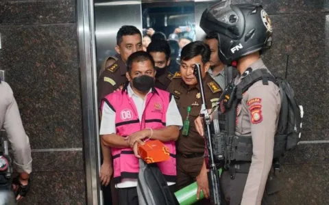Dua Orang Korupsi Tambang Pasir di Sulteng Jadi Tersangka