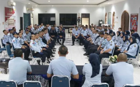 Kalapas Cirebon Kanwilkumham Jabar Berikan Arahan Tugas Dan Fungsi Pegawai Lapas