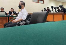 Anak Buah Irjen Teddy Minahasa Divonis 17 Tahun Penjara