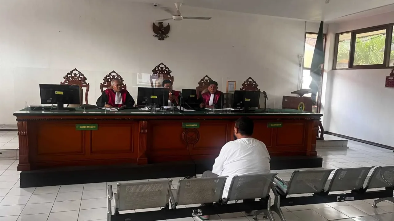 Eks Kcp Bank BJB Cabang Soreang Dituntut 5,6 Tahun Penjara