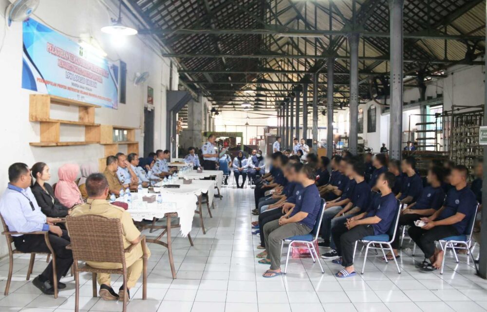 Warga Binaan Di Lapas Cirebon Ikuti Pelatihan Menjahit Bersertifikat