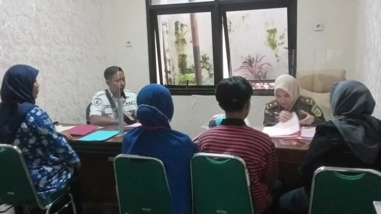 PK Bapas Subang Laksanakan Pendampingan Anak Tahap II,Sambangi Kejaksaan