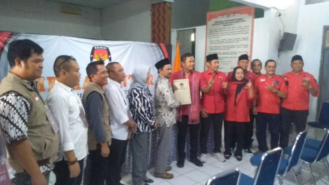 DPC PDIP Resmi Daftarkan Bacaleg ke KPU Lebak, Begini Pentingnya