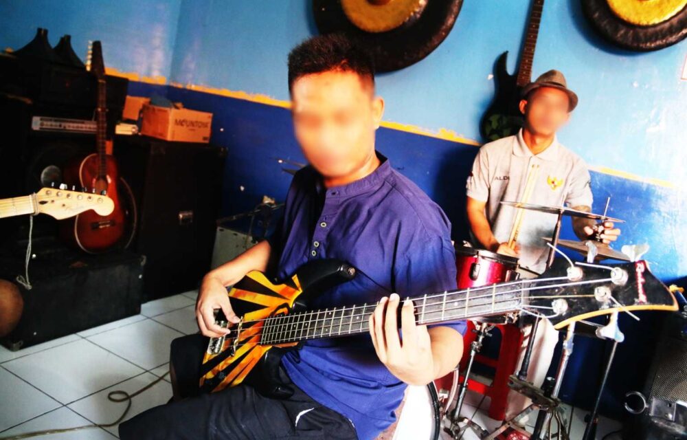 Lapas Cirebon Kembangkan Bakat Wbp Dengan Latihan Band