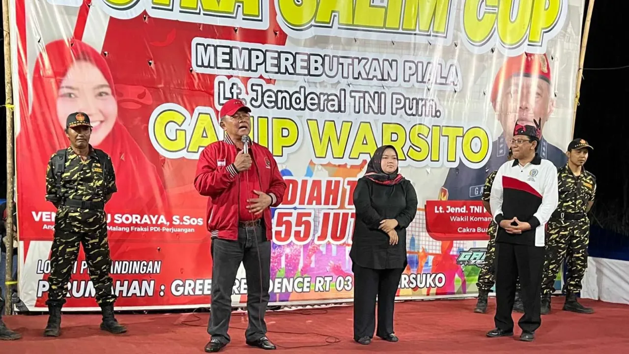 Letjen TNI Purn Ganip Warsíto Buka Tournament Bola Volly Putra Salim Cup 2023 di Dampit