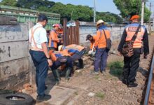 Daop 1 Jakarta Tutup Kembali Perlintasan Liar Jatinegara - Bekasi
