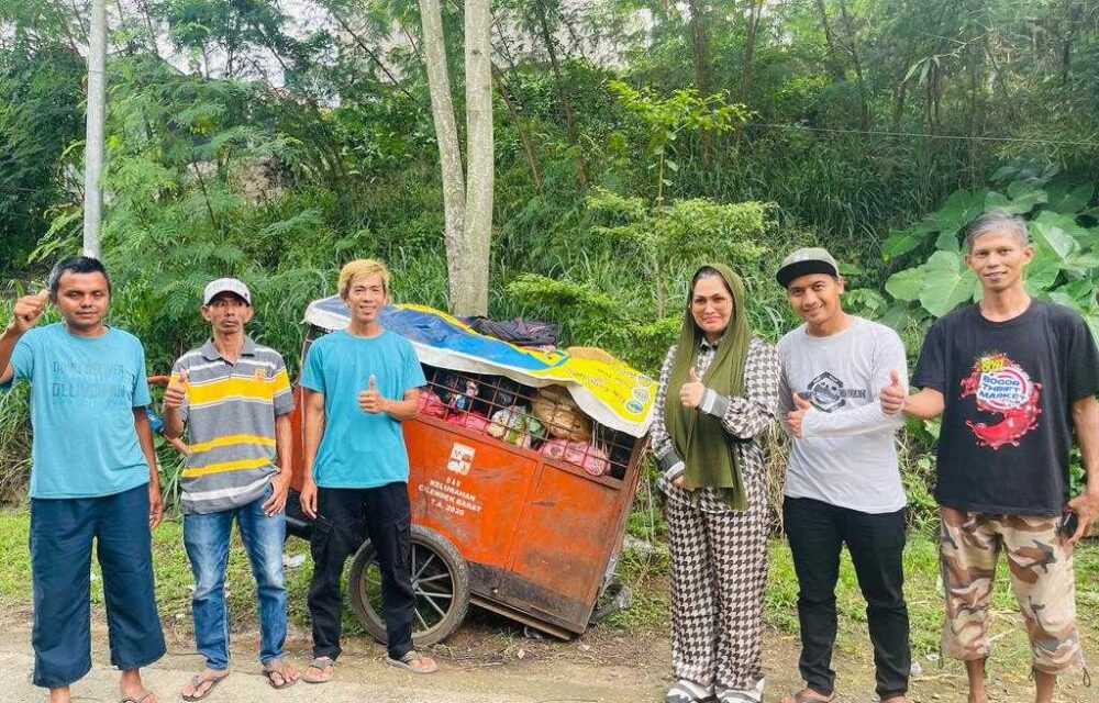 Begini Cara Hj Camellia Bantu Warga Cilendek Barat Bogor Atasi Persampahan