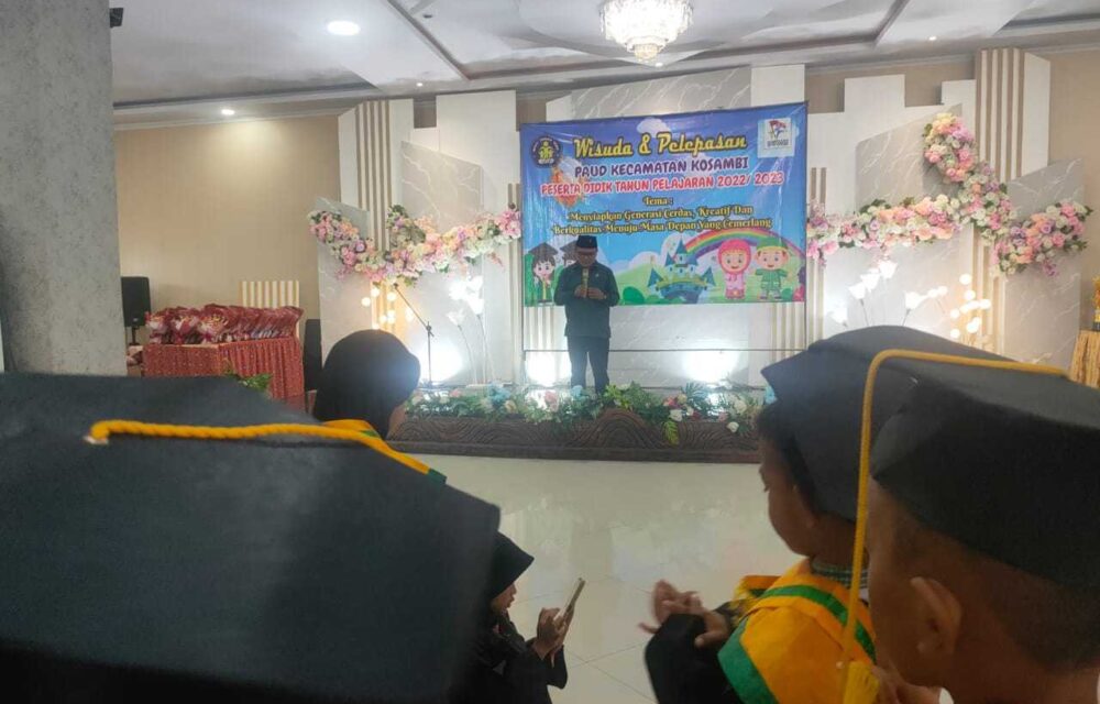 Kholid Ismail Bantu Sejumlah Sekolah Paud Di Kosambi