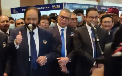 Menteri Diborgol, Persaingan Pilpres 2024 Kian Memanas
