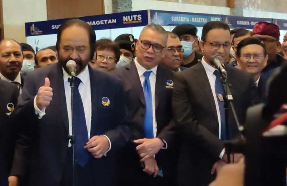 Menteri Diborgol, Persaingan Pilpres 2024 Kian Memanas