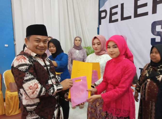 Dewan Komite Lepas 90 Siswa-Siswi Smkn 1 Kalanganyar, Begini Pesannya