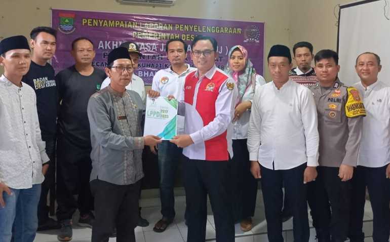 Sah !!! Kades Kramat Pakuhaji Serahkan Lppd Akhir Masa Jabatan Periode 2018-2023