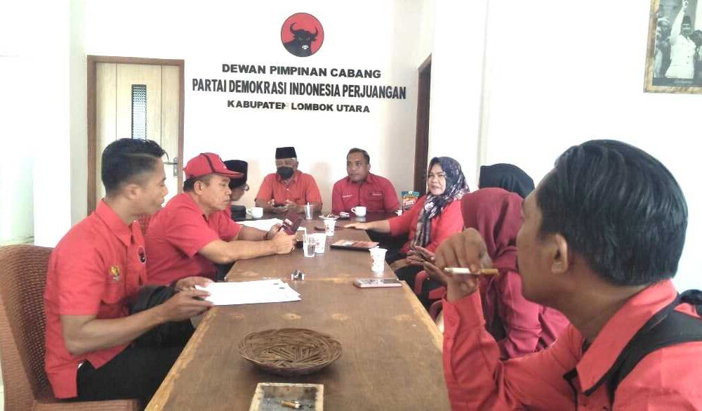 Rapat Mingguan Dpc Pdi Perjuangan Lombok Utara