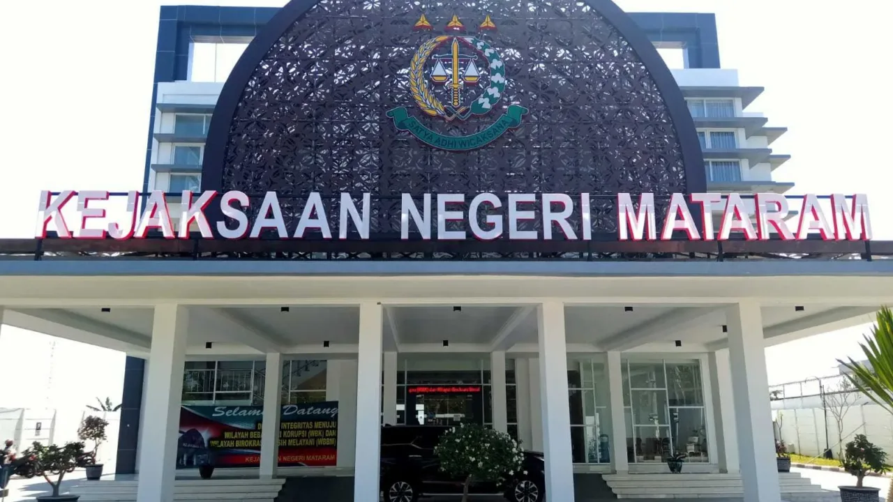 Kejari Mataram Selamatkan Uang Negara Rp 46 Miliar, Berikut Rincian Kasusnya