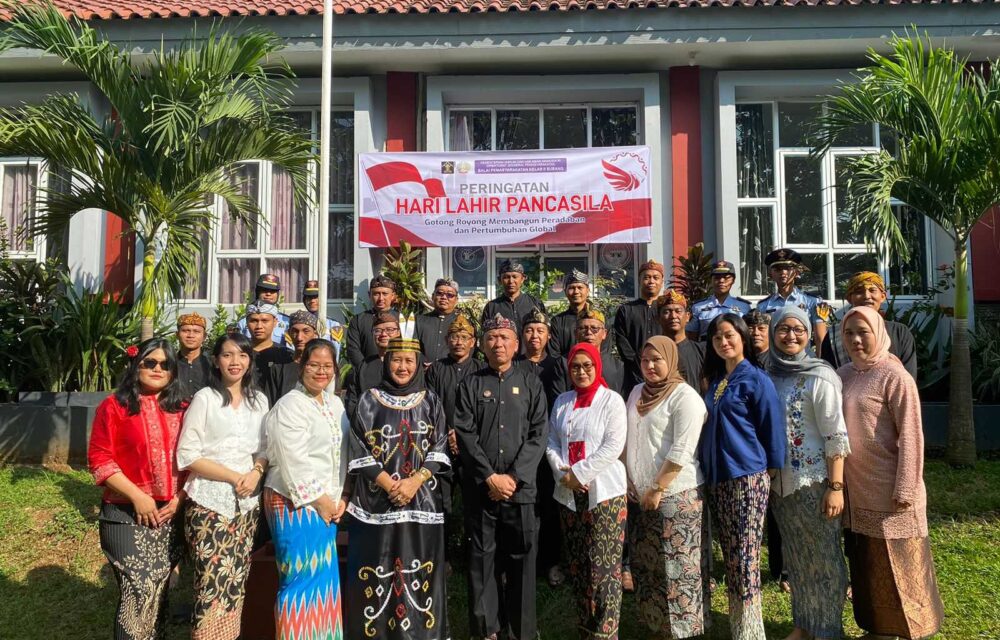 Pegawai Bapas Subang Peringati Hari Lahir Pancasila 2023