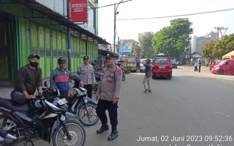 Anggota Polsek Rangkasbitung Giat Patroli Rutin