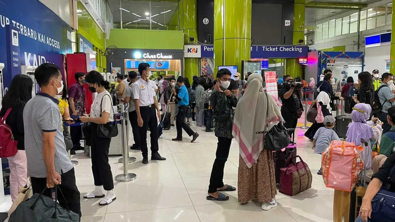 KA Baru Pandalungan Tujuan Jember Jadi Rute Favorit Baru Baru Dari Stasiun Gambir