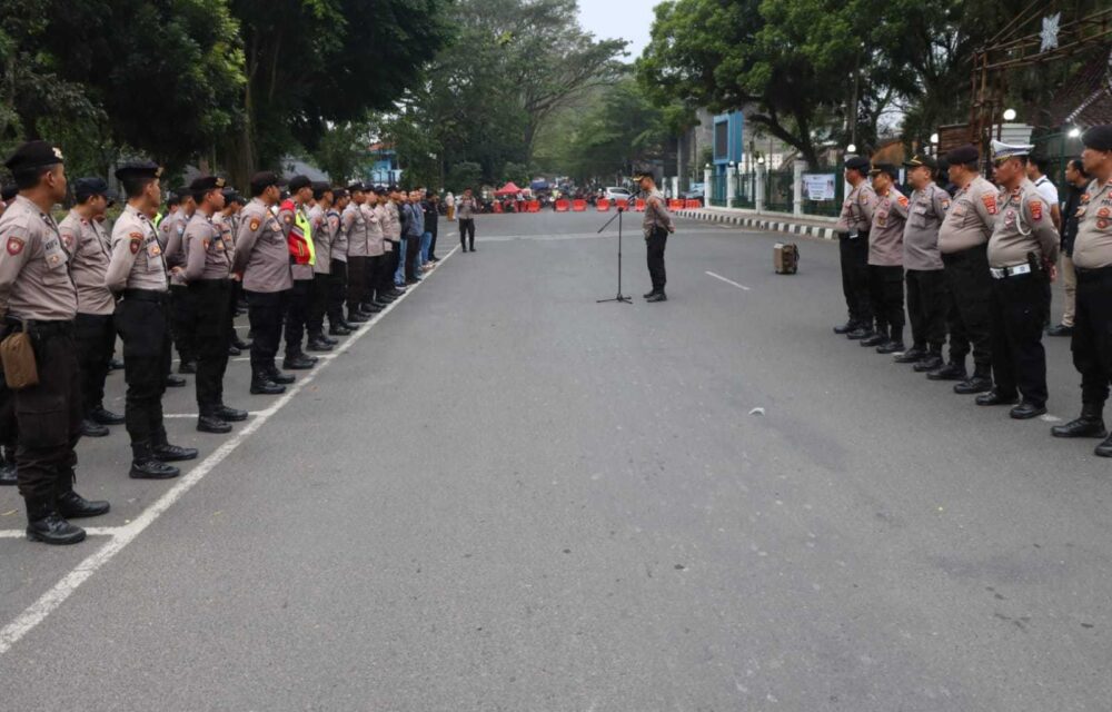 Polres Lebak Kawal Jemaah Haji Kloter 44 Lebak, Simak Selengkapnya