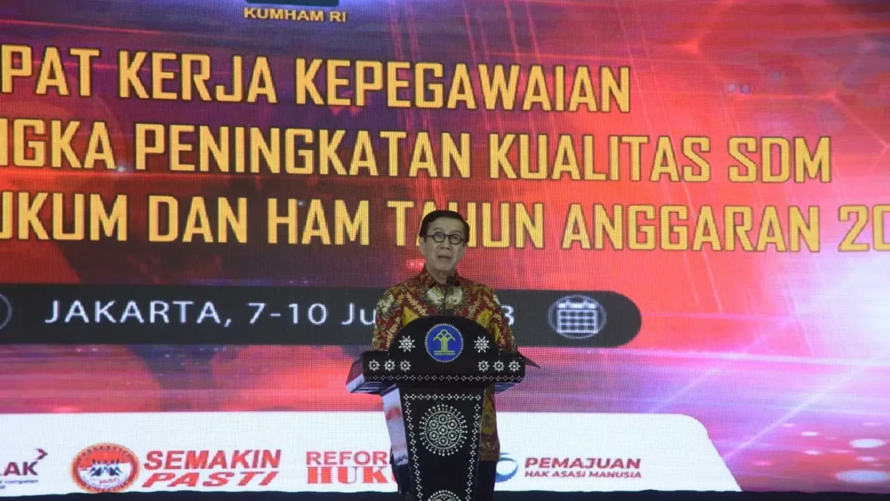 Kemenkumham Yassona Laoly Terus Tingkatkan Pengelolaan SDM Pelayanan Masyarakat