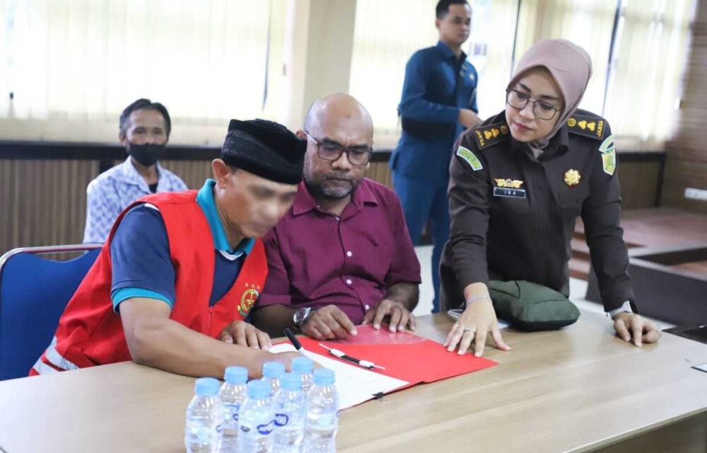 Senyum Lebar Buruh Harian Lepas Kasusnya Dihentikan Kejari Kabupaten Bandung