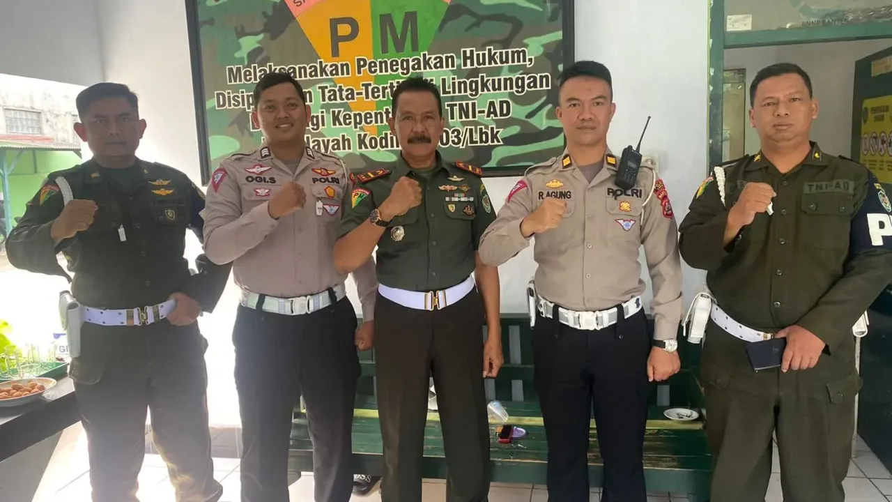 Kolaboransi TNI-Polri Cegah Lakalantas di Lebak