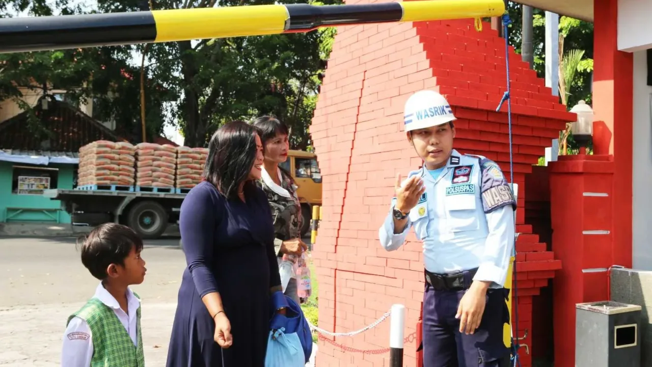 Lapas Cirebon Perketat Pengawasan dan Pemeriksaan (Wasrik) di Pintu Utama