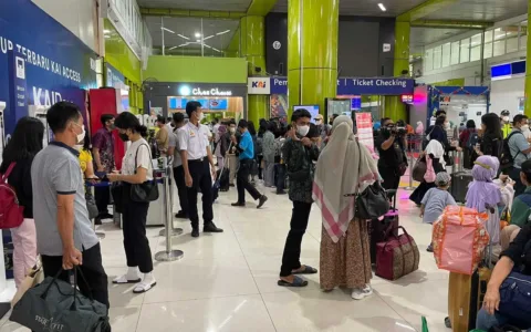 Pelaku Pelemparan Batu di Jalur Rel Cikampek Berhasil Ditangkap