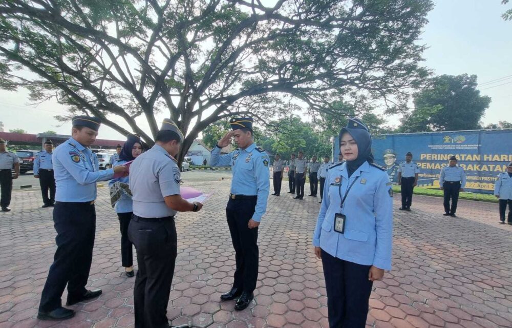 3 Pegawai Lapas Indramayu Terima Penghargaan