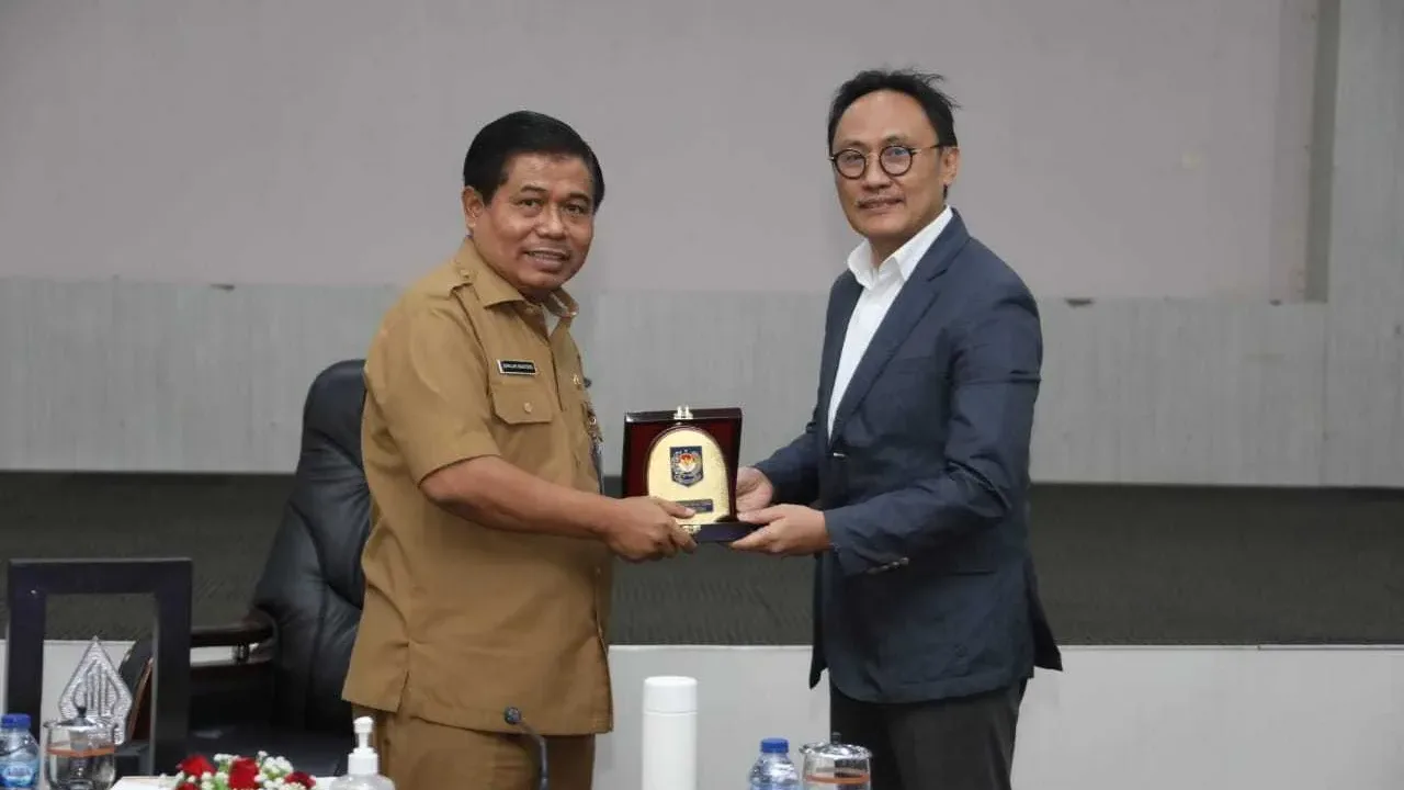 Gandeng Kemenag, Ditjen Bina Keuda Kemendagri Gelar Webinar Percepat Sertifikasi Halal bagi UMKM