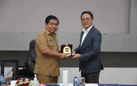 Gandeng Kemenag, Ditjen Bina Keuda Kemendagri Gelar Webinar Percepat Sertifikasi Halal bagi UMKM